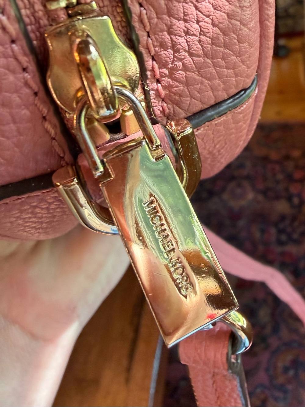 Michael Kors Pink Pebbled Leather Round Canteen Crossbody Bag- Like New! - Picture 5 of 12